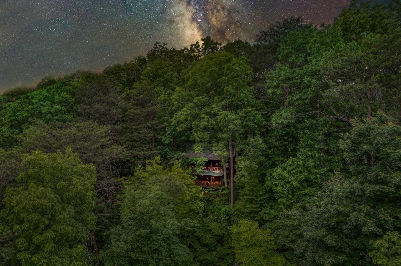 Secluded Sunrise Ridge: Mountain View Retreat with Hot Tub Villa Blue Ridge Exterior photo